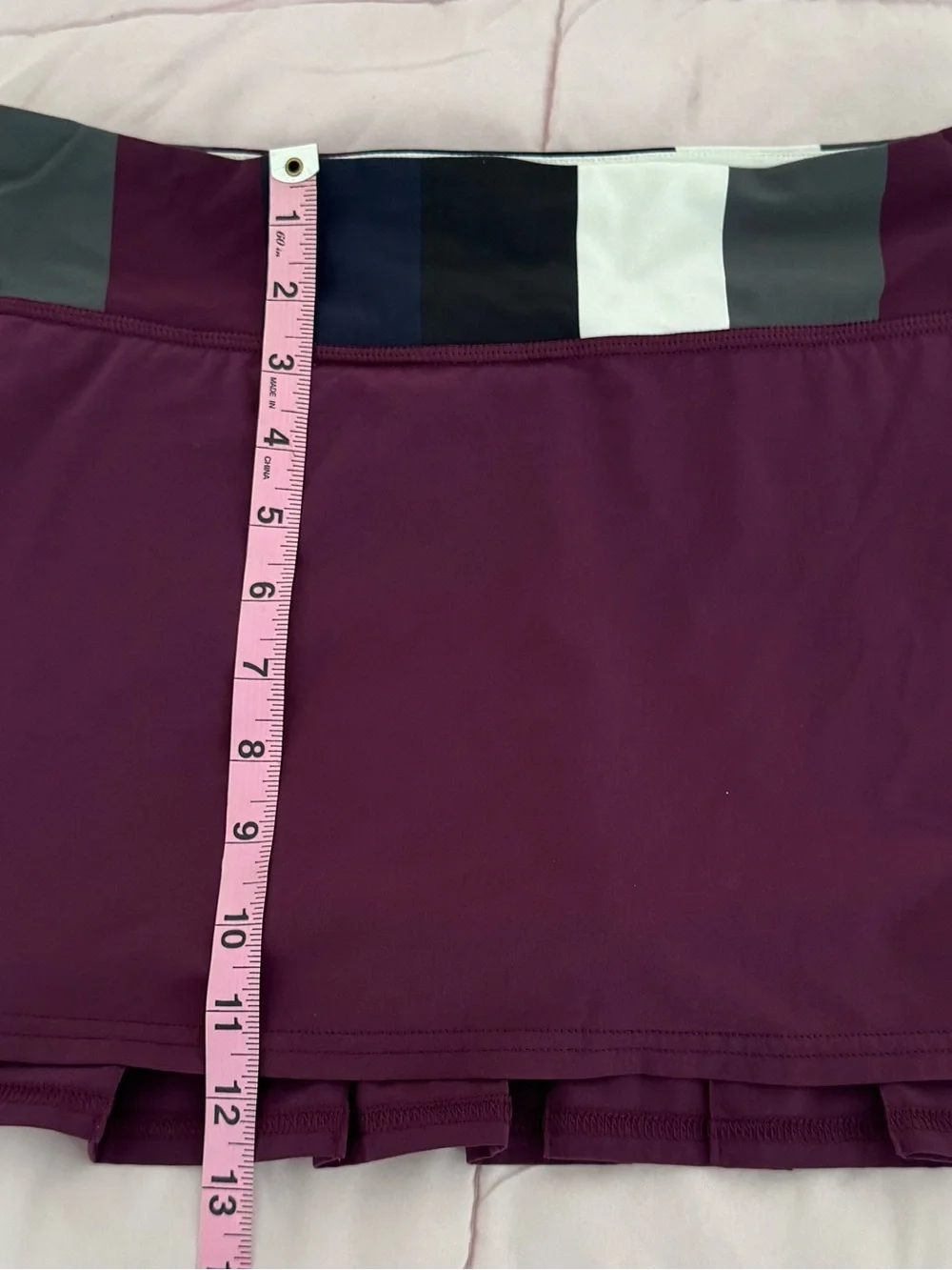 lululemon Run Pace Setter Skirt skort in plum pow stripe, size 8 pleated back